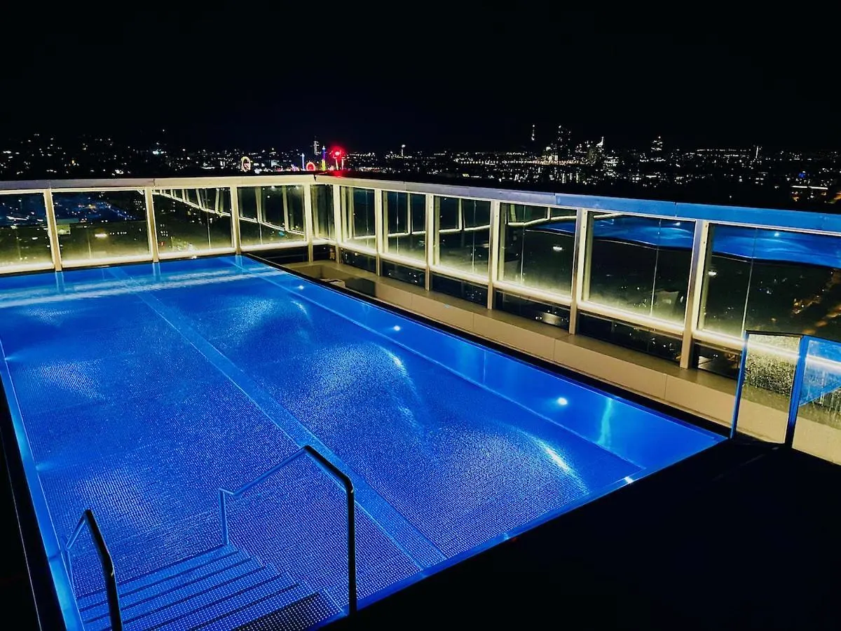 TrIIIple Level 20 - Sonnenwohnen Apartment mit Parkplatz und fantastischem Ausblick Wien Österreich