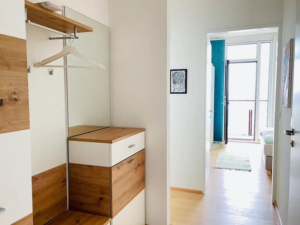 TrIIIple Level 20 - Sonnenwohnen Apartment mit Parkplatz und fantastischem Ausblick Wien