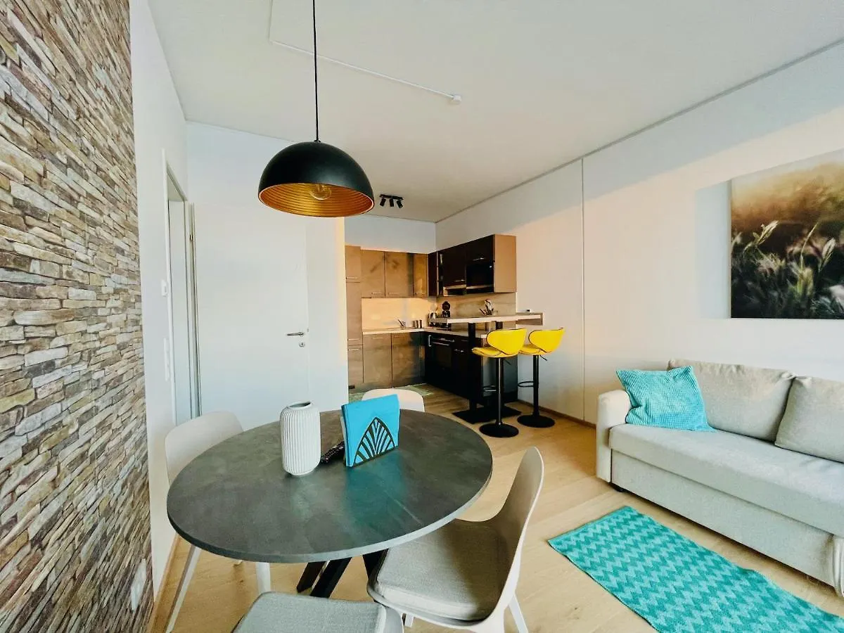Triiiple Level 20 - Sonnenwohnen Apartment Mit Parkplatz Und Fantastischem Ausblick Vienna 0*,